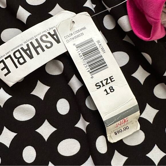 Tiana B Dress Short Sleeve Knee Length Shift Black White Pink Dress Size 18 NEW - Picture 10 of 12